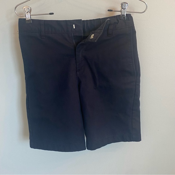 Flat front Navy blue shorts / Size: 12R - Picture 3 of 6